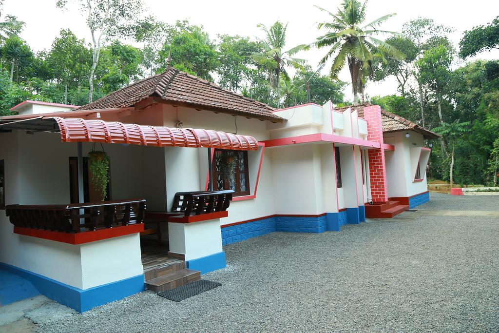 Philip Mary Farm Stay Thekkady Bagian luar foto