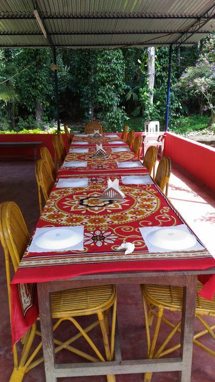 Philip Mary Farm Stay Thekkady Bagian luar foto