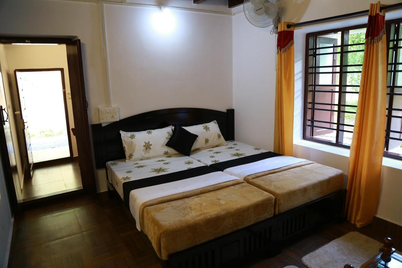 Philip Mary Farm Stay Thekkady Bagian luar foto